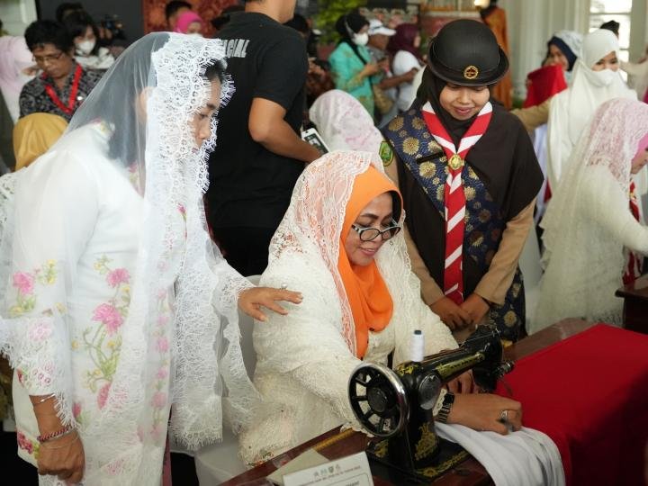 Kenang Ibu Fatmawati Soekarno, Misnarni Syamsuar Ikut Jahit Bendera Merah Putih